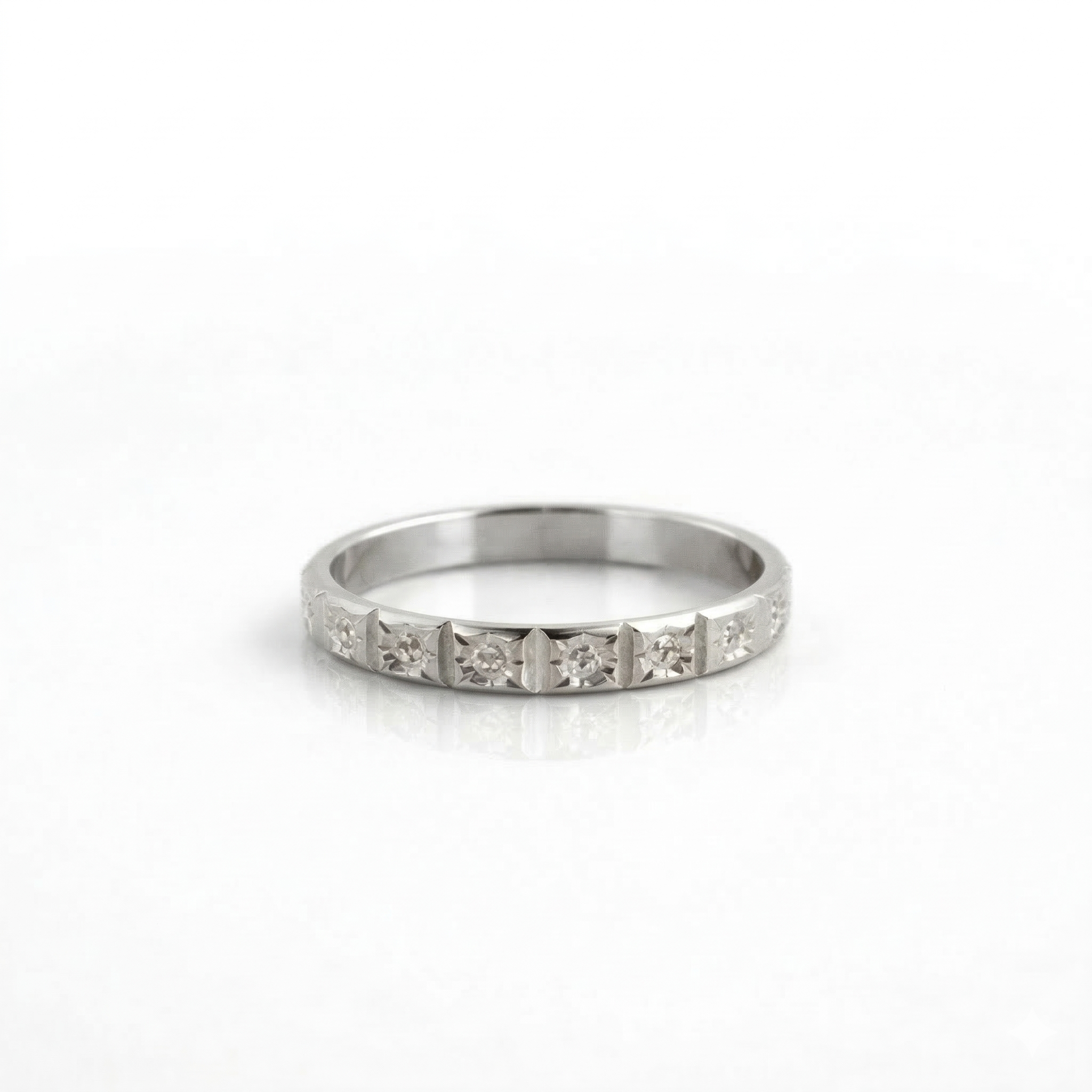 Alliance en or blanc 18 carats 
