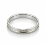 Alliance en or blanc 18 carats