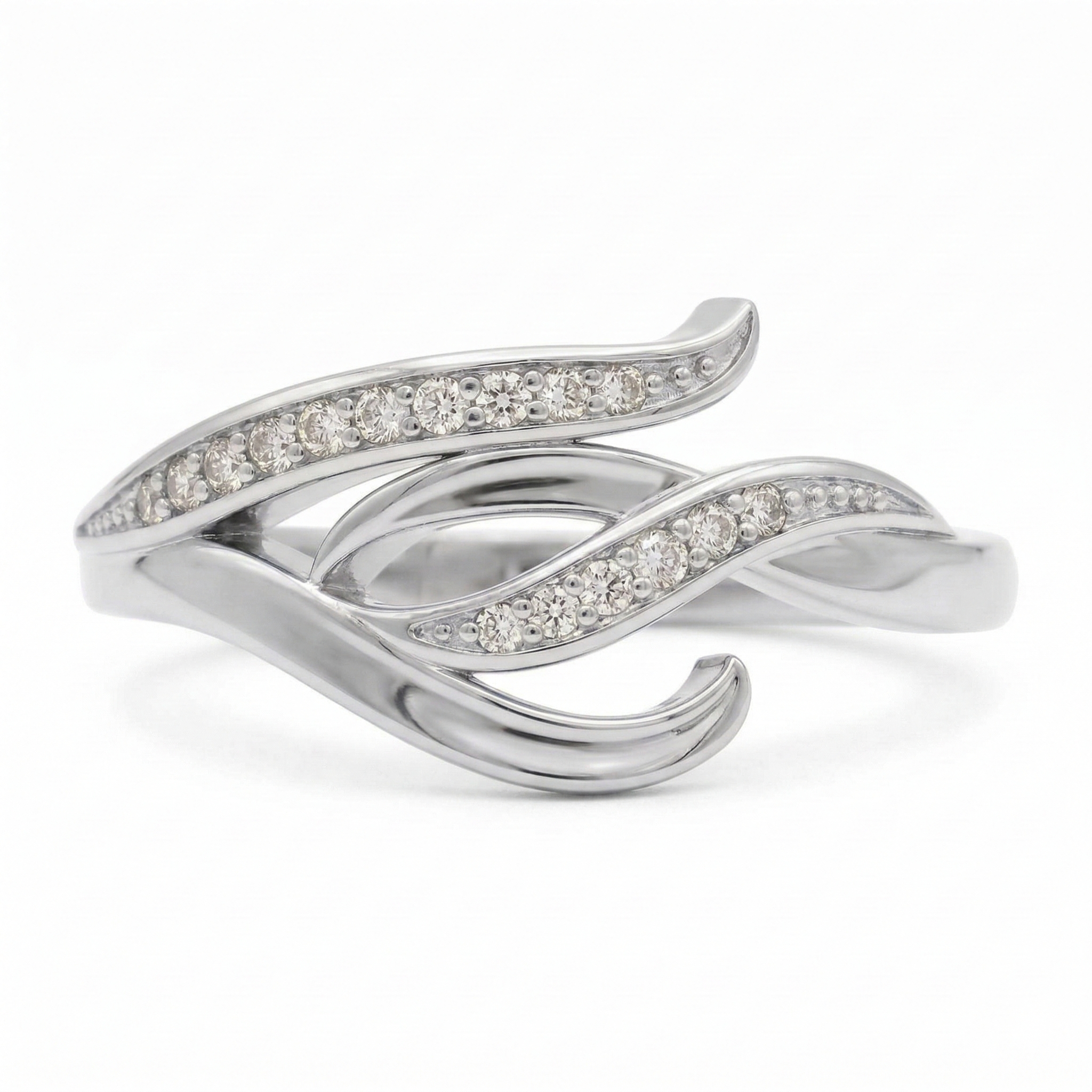 Bague en or blanc 18 carats 