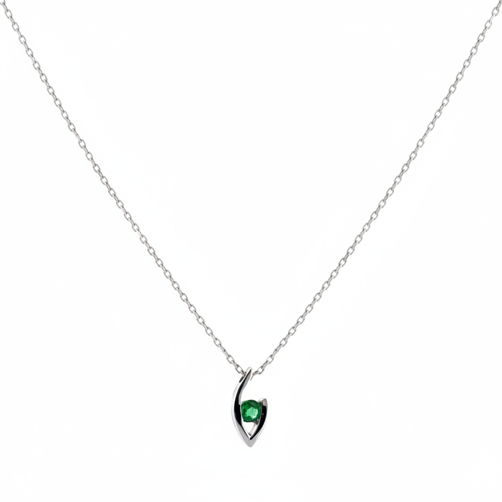 Collier en or blanc 18 carats